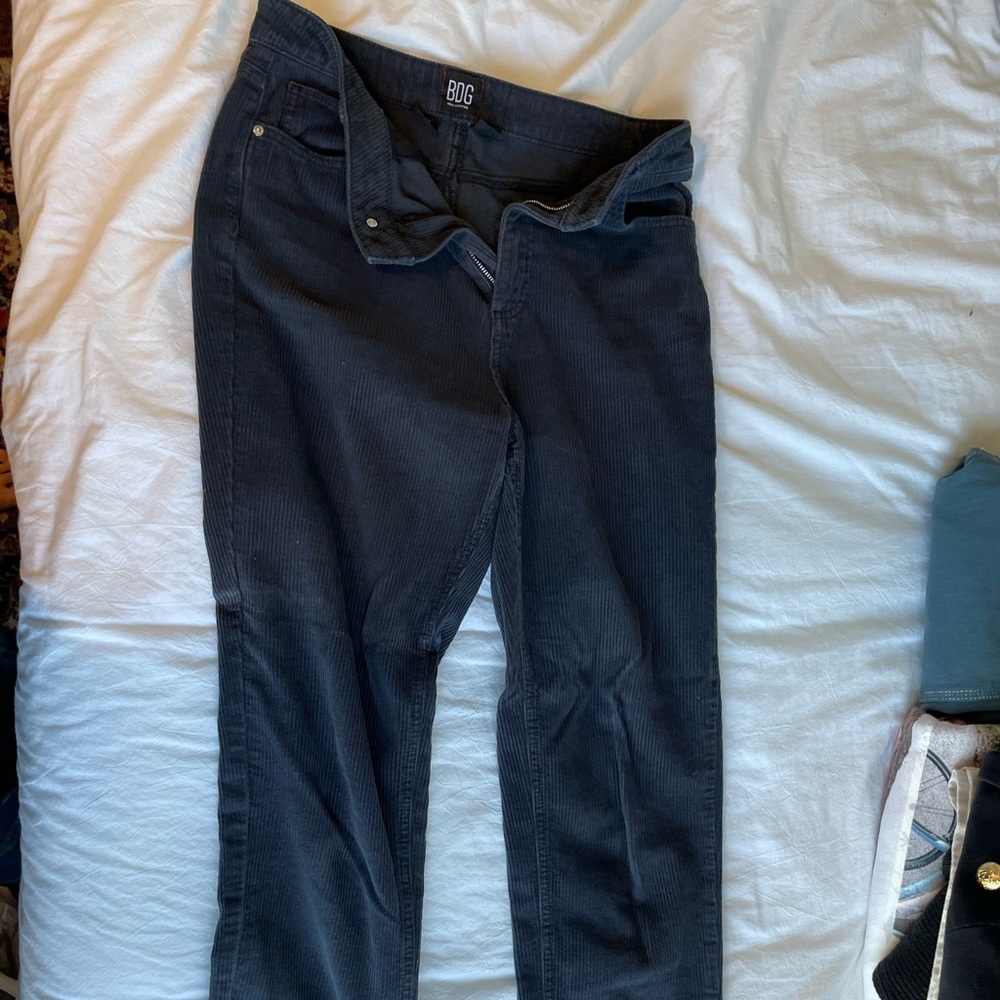 Size 27 navy blue corduroy pants from BDG. Fit like mom pants.